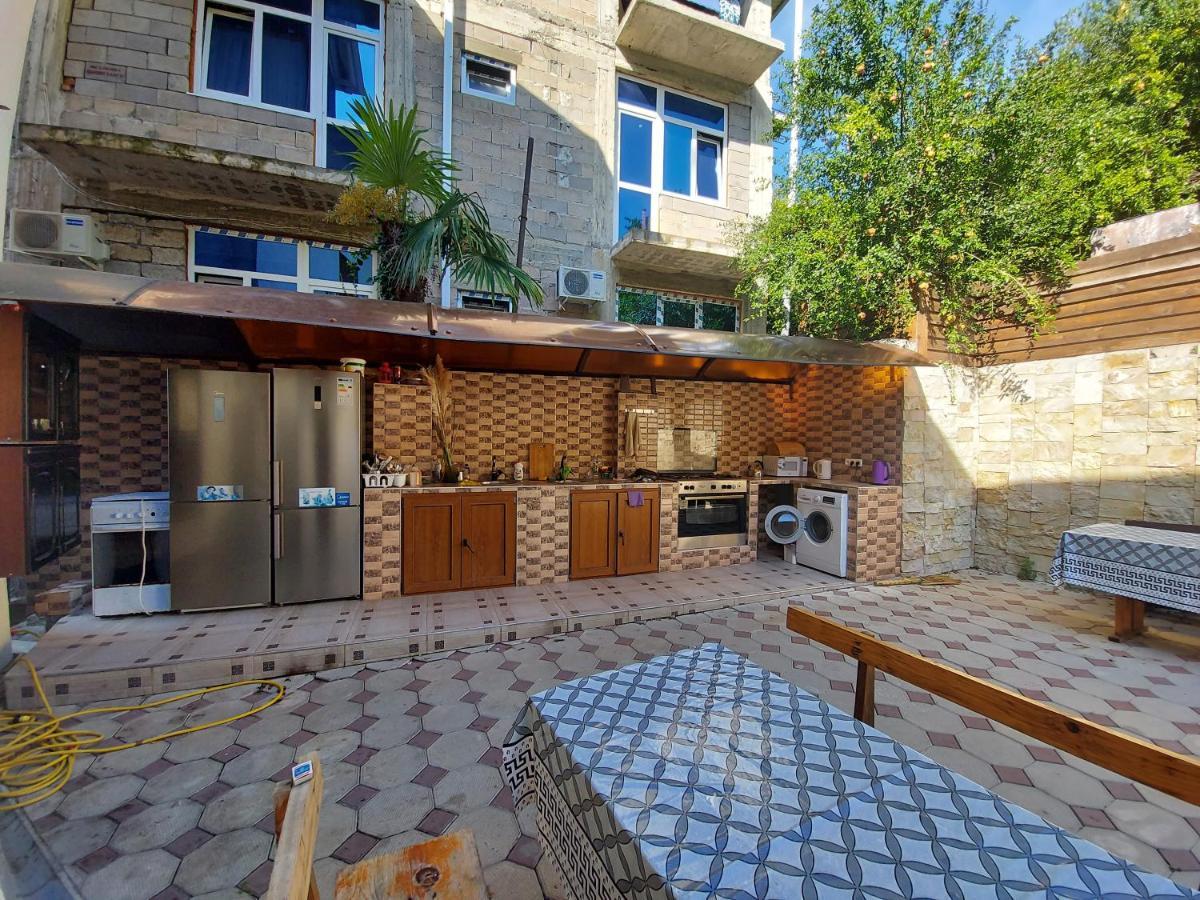 Гостевой Дом София 400 М До Моря Gagra Exterior photo