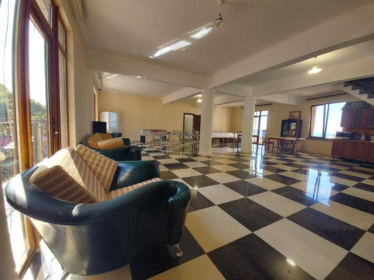 Гостевой Дом София 400 М До Моря Gagra Exterior photo