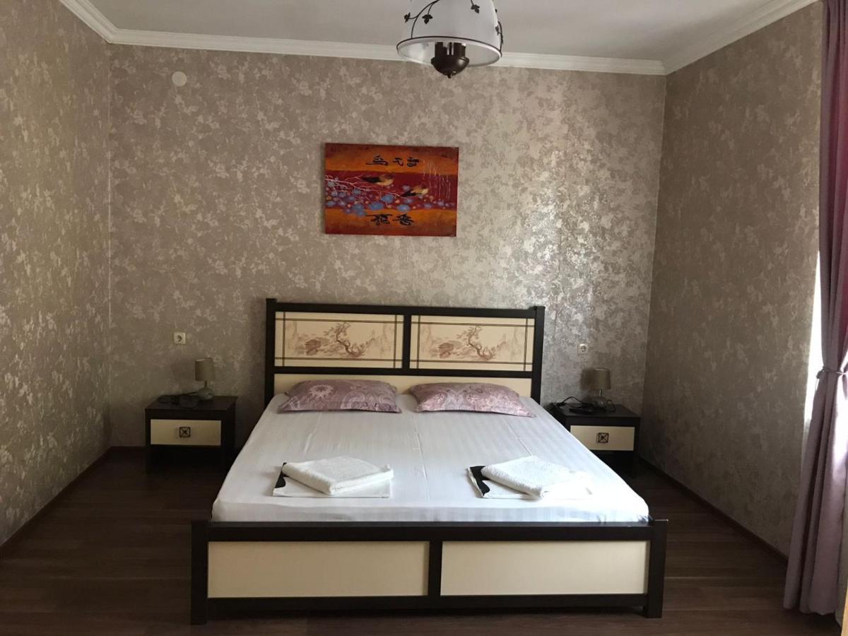 Гостевой Дом София 400 М До Моря Gagra Exterior photo